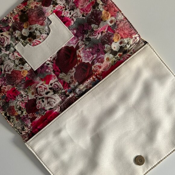 Varun Bahl Indian Couture Embroidered Clutch - Picture 6 of 8